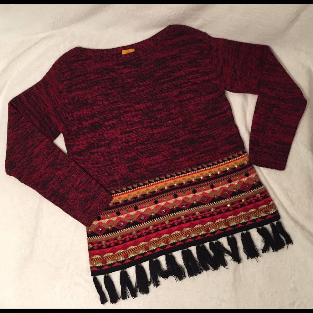 Red & Black Woven Sweater w/ Tassel Hem